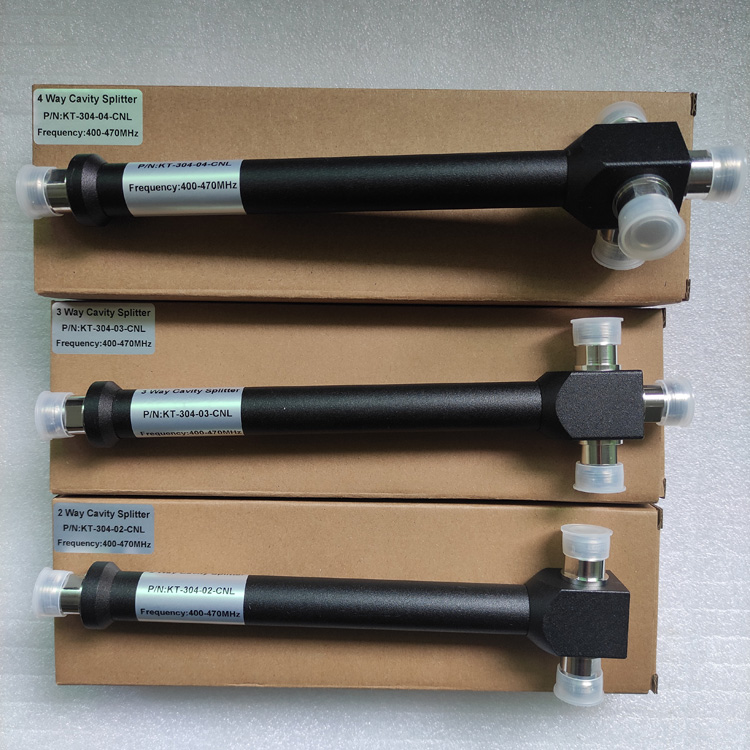 400-470MHz-Cavity-Power-Splitter